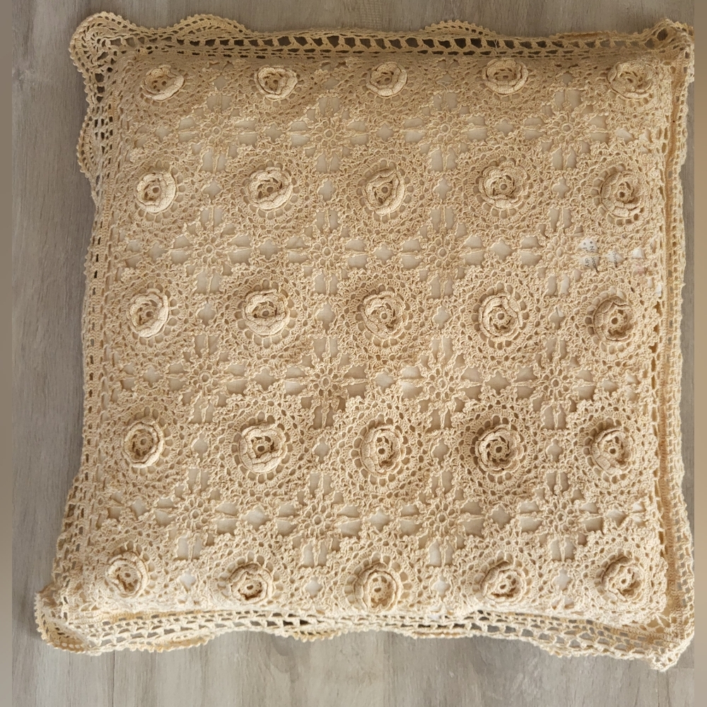 Natural fibers crochet 100%cotton doily accent pillow with cover